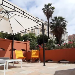 https://casa-alessandra-sanremo.hotelitalianriviera.com