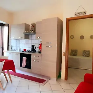 https://la-perla-di-palermo.palermohotels.org